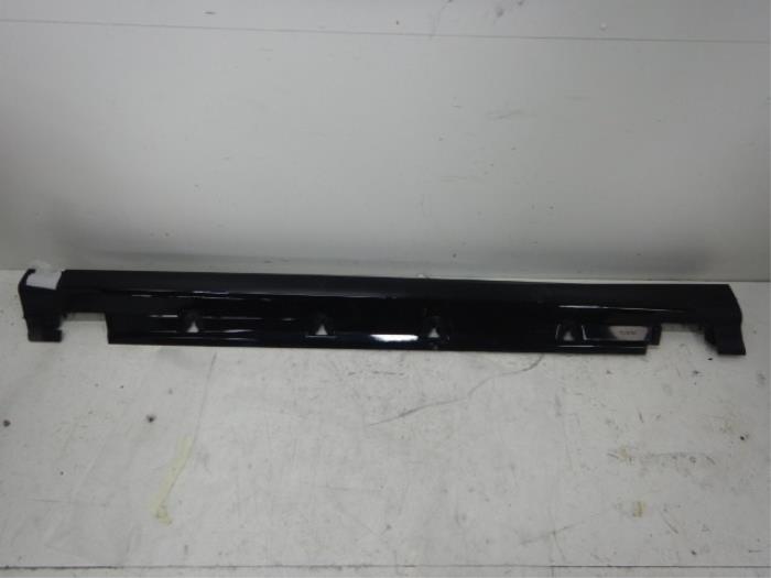 Zijskirt links Mercedes ML-Klasse (22727638)