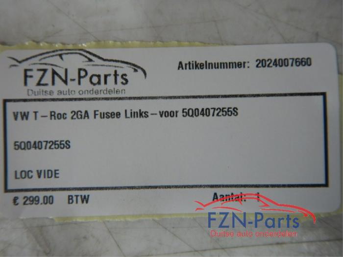 VW T-Roc 2GA Fusee Links-Voor