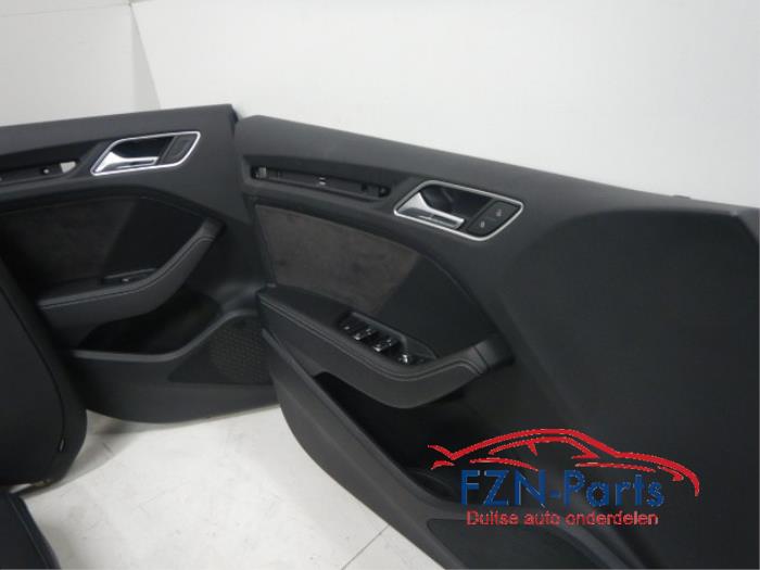 Audi RS3 FL Limo 8V5 Interieur