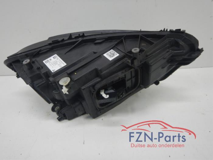 Koplamp links Mercedes CLA (22721896)