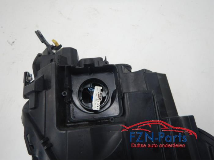 VW Golf 8 LED Koplamp Links