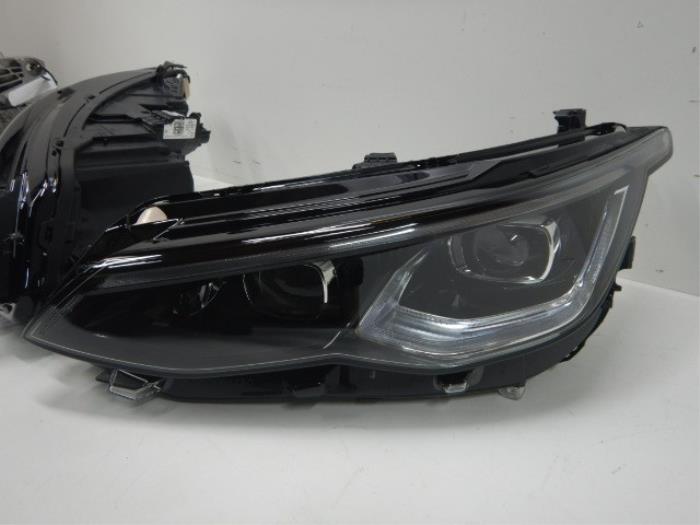 Koplampset links+rechts Volkswagen Golf (22723366)