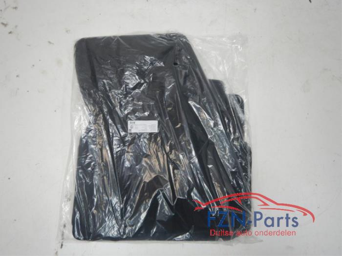 VW Tiguan 571 Mattenset Compleet