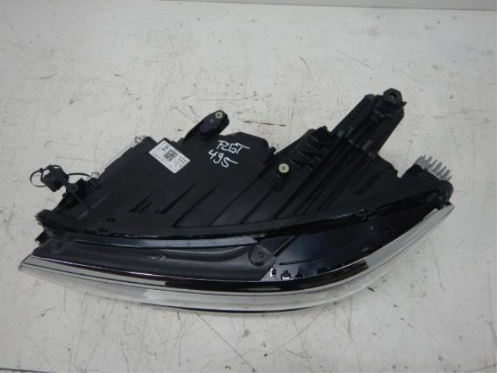 VW Passat B8 Facelift Matrix IQ-Light Koplamp Links L
