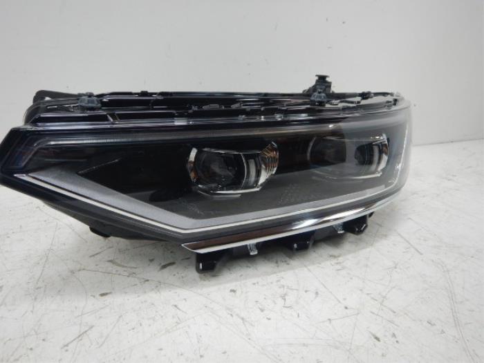 VW Passat B8 Facelift Matrix IQ-Light Koplamp Links L