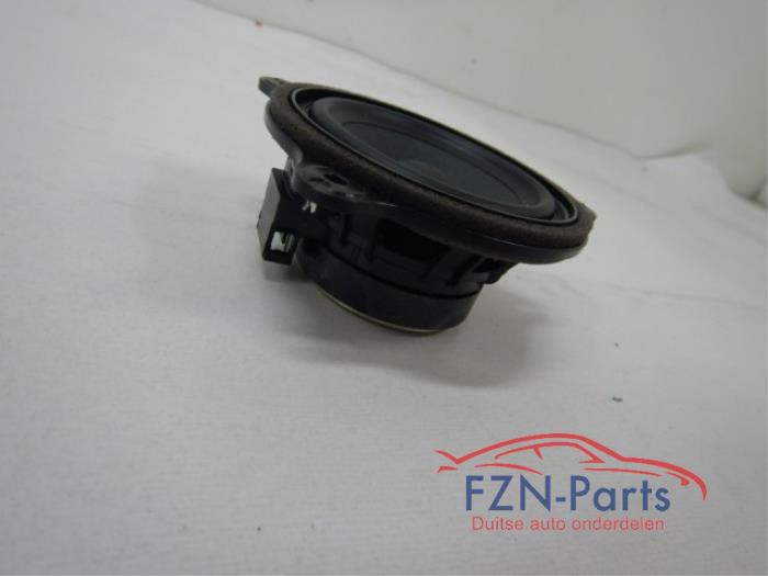 VW Golf 8 Speaker Dashboard Midden