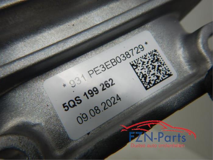 VW Golf 8 GTE Motorsteun