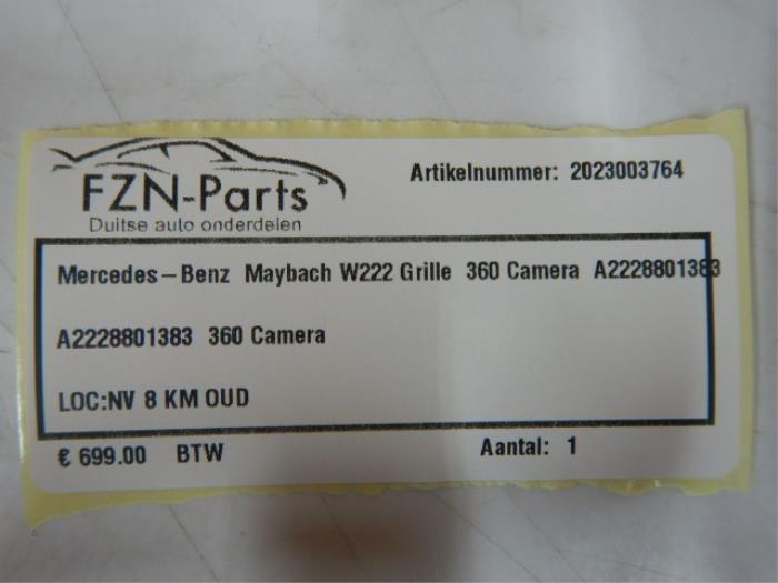 Mercedes-Benz Maybach W222 Grille 360 Camera