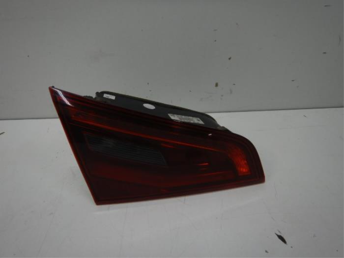 Audi A3 8V4 Sportback LED Achterlicht Achterklep Links 35 TDI 136077 01-07-2018 01-10-2020
1.0 TFSI 120605 01-07-2016 01-10-2020
30 g-tron 135737 01-11-2018 01-10-2020
1.4 TFSI g-tron 100050 01-11-2013 01-10-2020
1.4 TFSI