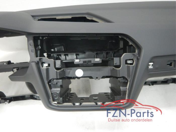 VW Tiguan 5NB 5NA Dashboard