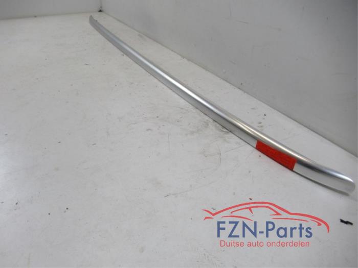 Dakrail links Volkswagen Passat (22733649)