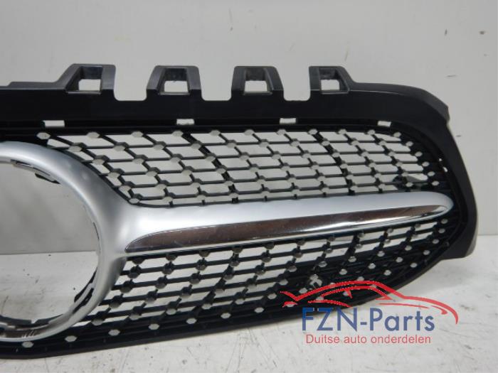 Mercedes-Benz CLA-Klasse W117 Diamond Grille PDC Hoogglans Zwart Chrome