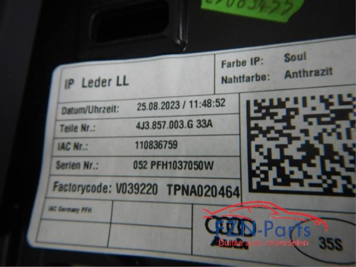 Dashboard Audi E-Tron (22739728)
