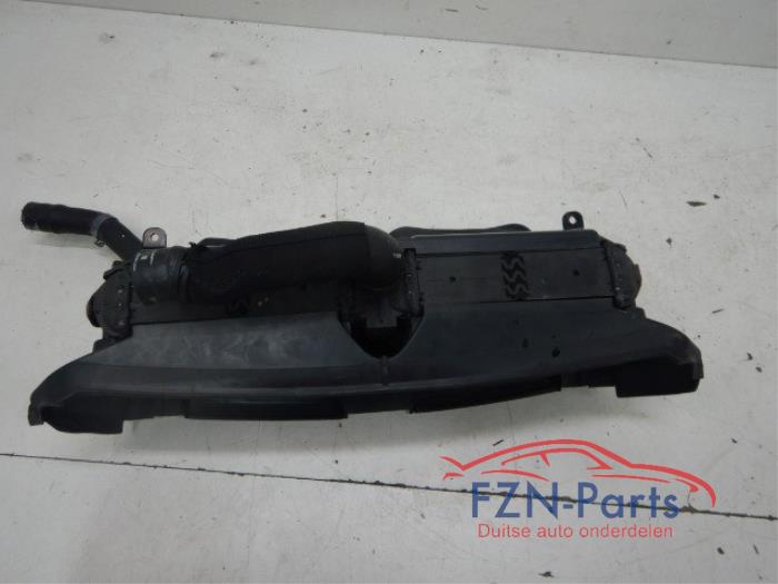 Audi R8 420 Midden Radiateur