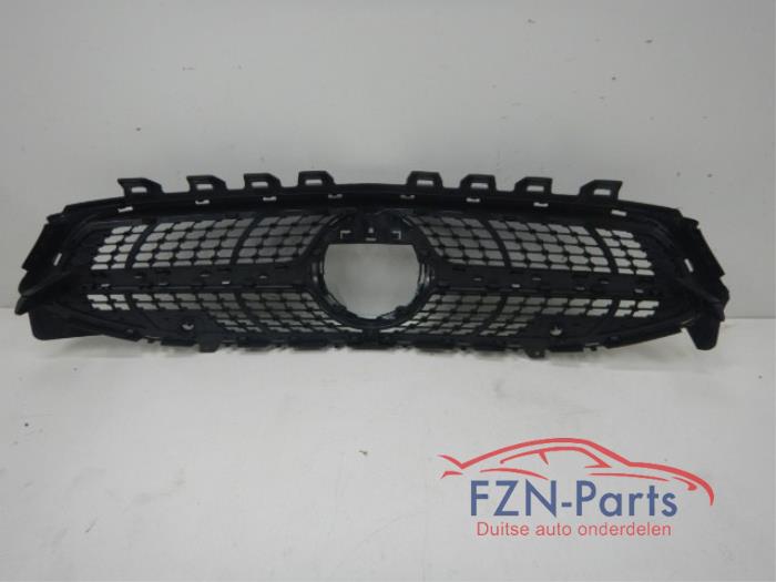Mercedes-Benz W118 CLA-Klasse Diamond grille