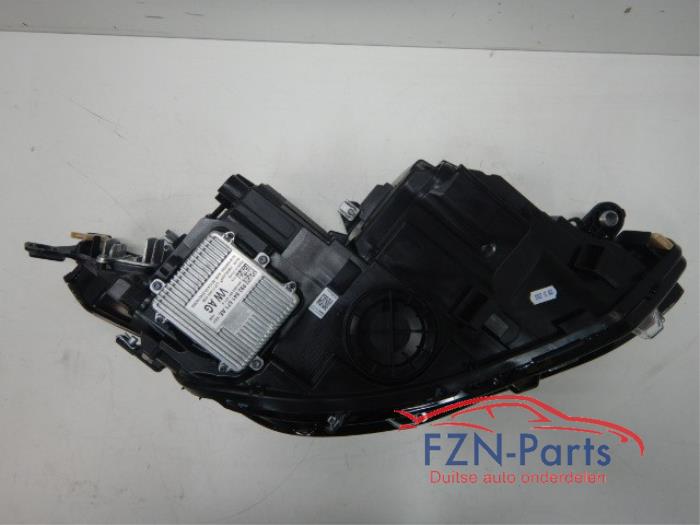 VW Golf 8 IQ LED Chrome Koplamp Links