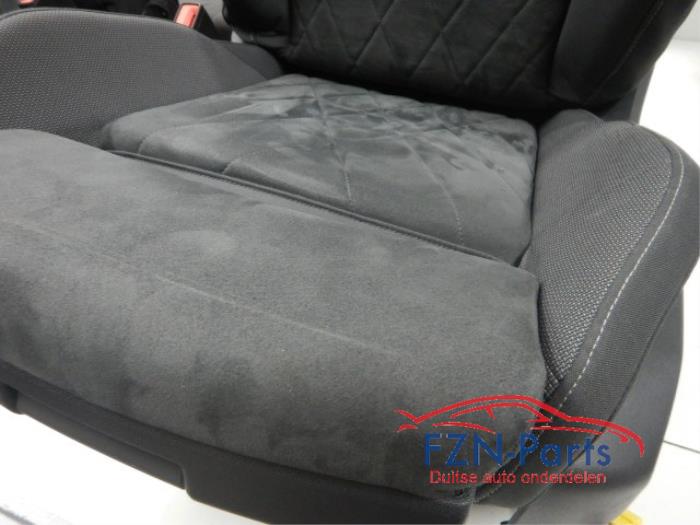 VW Golf 8 Variant Interieur Stof Alcantara Memory Voorstoelen Elektrisch Verstelbaar en VerwarmbaarGeen AirbagsPast ook in Hatchback, alleen deurpanelen achterzijde niet 1.5 eTSI 143268 01-12-2020 07-03-2024
1.5 TSI 141854 01-08-2020 07-03-2024
2.0 TSI 4motion 145038 01-06-2021 07-03-2024
2.0 TDI 141859 01-08-2020 07-03-2024
2.0 TDI 4motion 146243 01-06-2021 07-03-2024
2.0 TSI 145036 01-06-2021 07-03-2024
1.0 eTSI 142894 01-09-2020 07-03-2024
2.0 GTI 141858 01-09-2020 19-11-2023
1.5 TGI 144886 01-09-2020 07-03-2024
2.0 TSI R 4motion