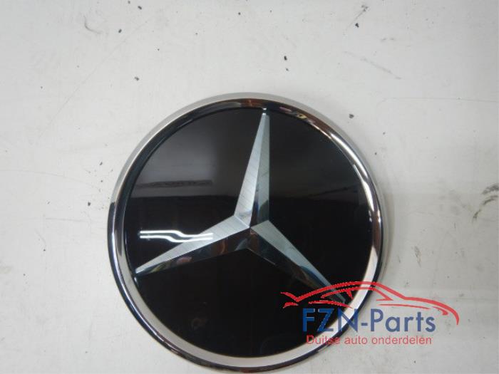 Mercedes-Benz C-Klasse W206 Logo Grille