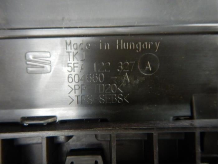 Luchtgeleider Seat Leon (22744278)