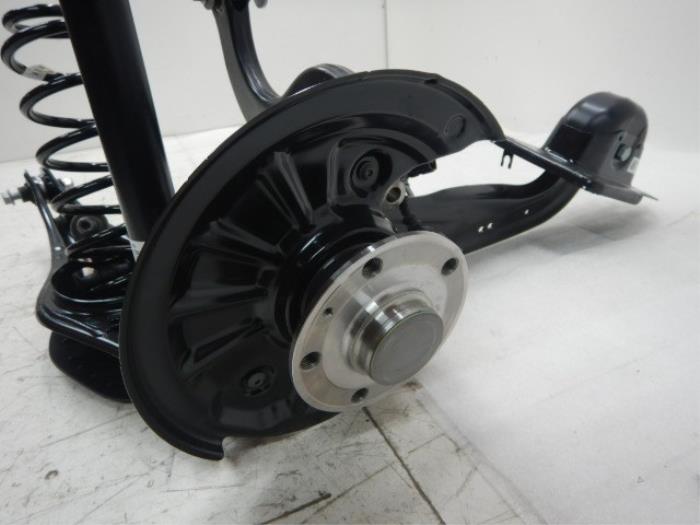 Wielophanging rechts-achter Volkswagen Golf (22729615)