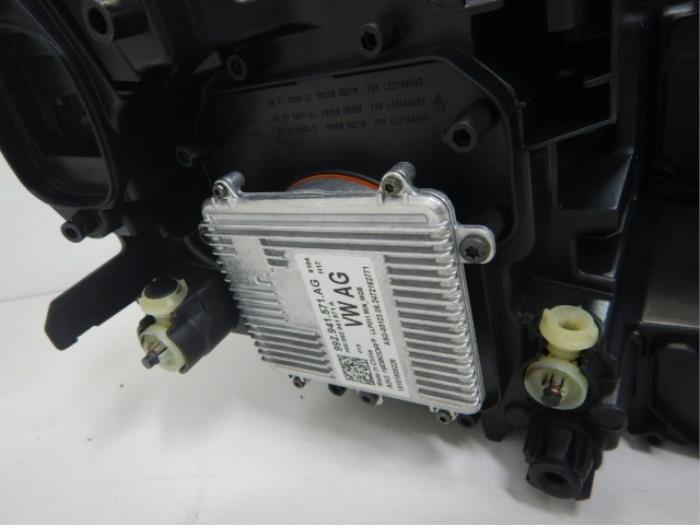 VW Tiguan 571 IQ-Light Led Koplamp Links