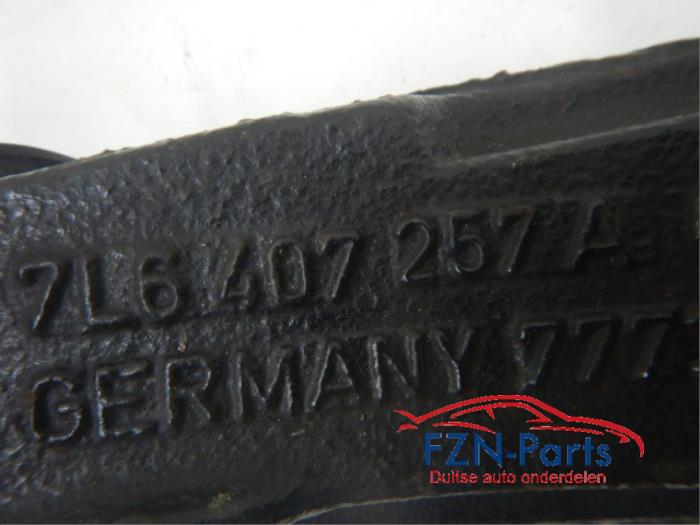 Fusee links-voor Volkswagen Touareg (22729820)