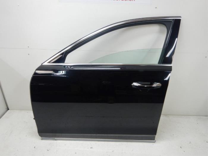 Audi A8 4N Portier Links - Voor LY9B Soft Close Kleur: