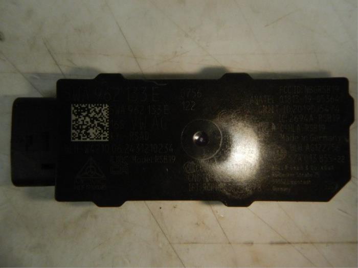 VW Golf 8 Keyless Entry module