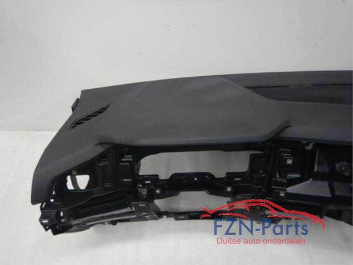 Dashboard Volkswagen Golf (22739079)