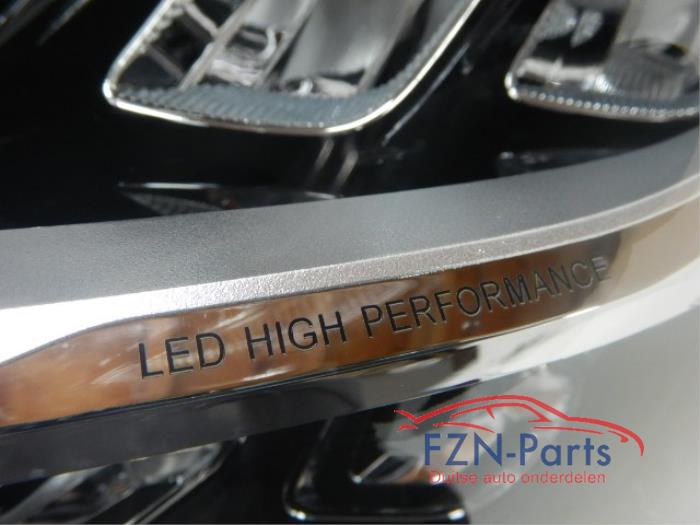 Mercedes-Benz C-Klasse W205 Facelift LED High Performance Koplamp Links C 160 (205.044) 112350 01-04-2015 01-11-2019
C 200 EQ Boost 4-matic (205.078) 131302 01-04-2018 01-05-2021
C 200 4-matic (205.043) 112354 01-04-2015 01-08-2018
C 220 d (205.014) 130969 01-05-2018 01-05-2021
C 300 4-matic (205.049) 118022 01-12-2013 01-08-2018
C 300 EQ Boost 4-matic (205.084) 136351 01-05-2019 01-05-2021
C 300 d 4-matic (205.019) 131844 01-06-2018 01-05-2021
C 300 e (205.053) 137148 01-07-2019 27-11-2022
C 200 (205.042) 100551 01-12-2013 01-08-2018
C 180 BlueTEC / d (205.036) 106289 01-05-2014 01-05-2018
C 300 BlueTEC Hybrid / h (205.012) 106292 01-05-2014 01-05-2018
C