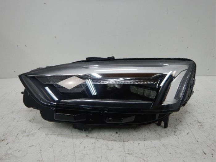 Audi A4 8W LED Koplamp Links