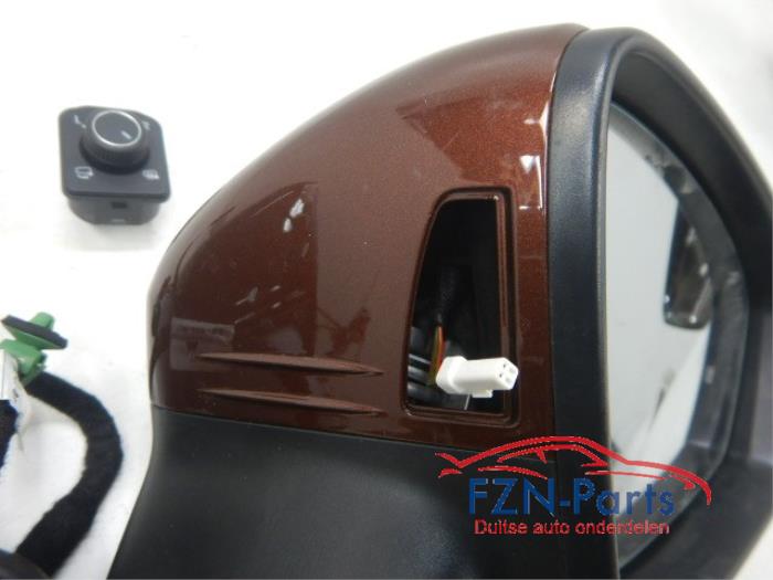 VW Tiguan 5NA Spiegelset Inklapbaar Side-assist LR8Y Bruin Elektrisch verstel verwarm en inklapbaarMist side assist lampjeHome comingKleur: LR8Y Ginger brown13/15 draadsZij buiten spiegel set links rechts compleet inclusief schakelaar