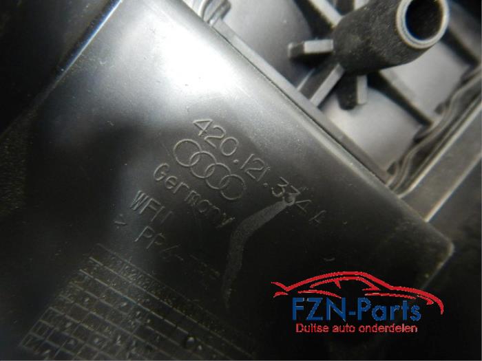 Audi R8 420 Midden Radiateur