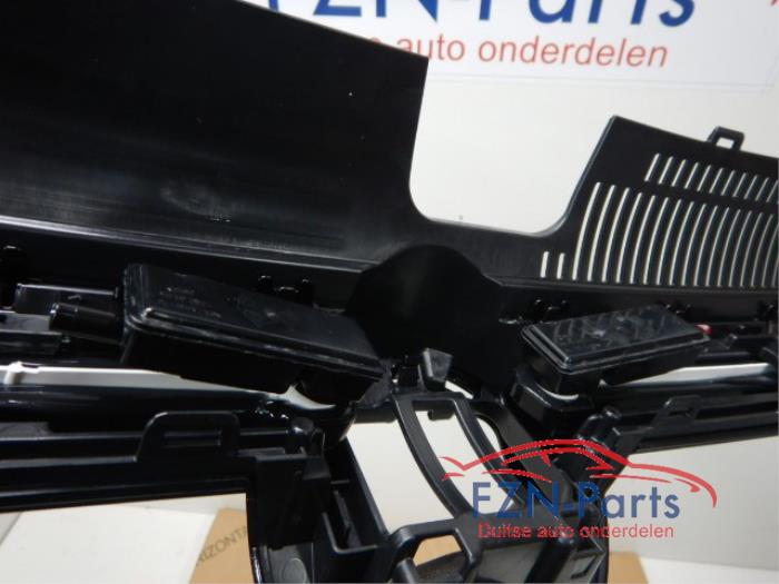 VW Golf 8 GTI Grille Hoogglans Zwart ACC