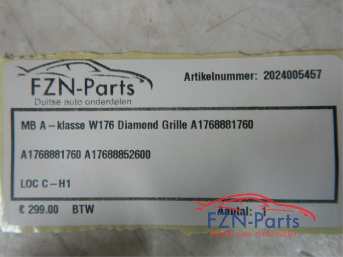 Mercedes-Benz A-Klasse W176 Diamond Grille