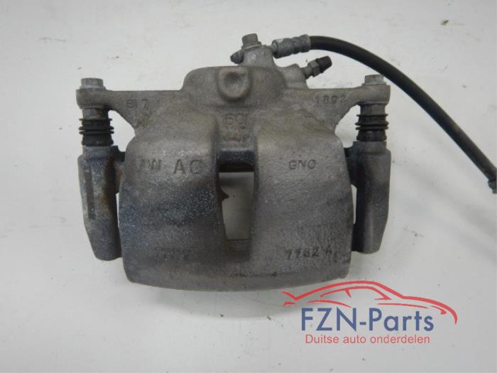 VW Golf 7 5G Remklauw Links-voor