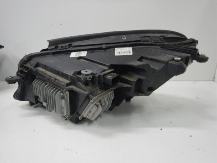 Mercedes-Benz S-Klasse W222 Intelligent ILS Koplamp Rechts