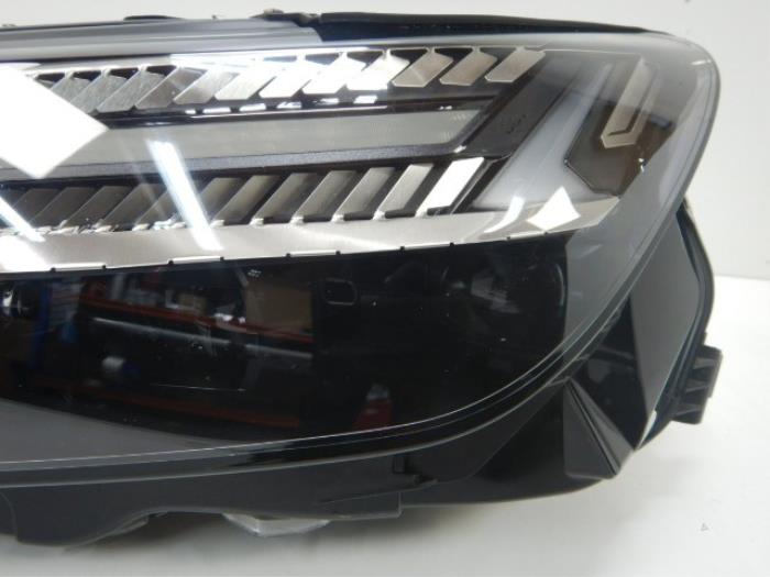 Koplamp links Audi Q4 (22721403)