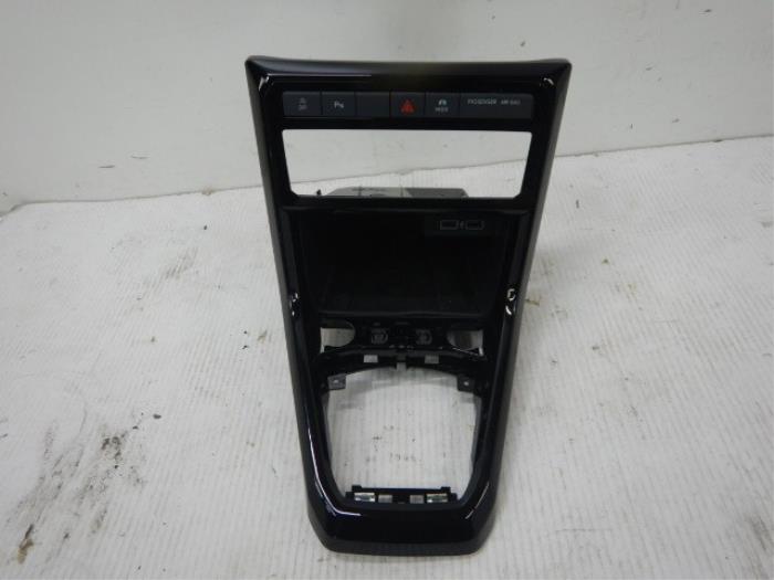 VW T-Cross Inleg Middenconsole Afdekkap Hoogglans Zwart