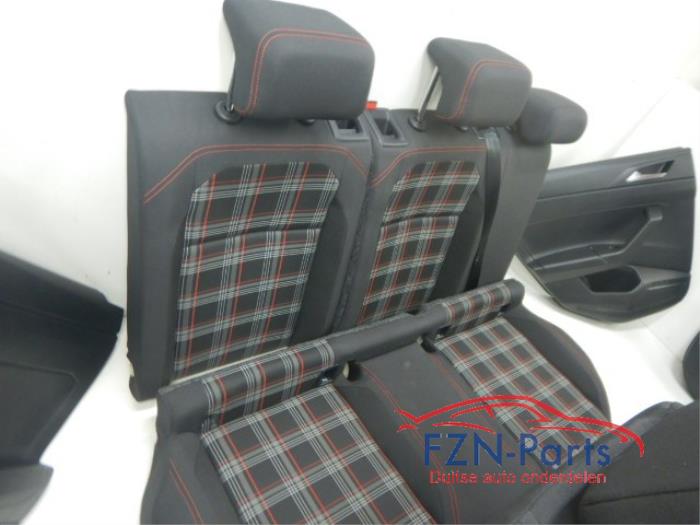 VW Polo 2G GTI Interieur Stof RHD Deurpanelen Voorstoelen hoogteverstelbaaroude airbags retourEngels interieurVoorstoelen achterbank deurpanelen