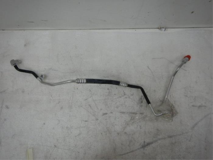 Audi A4 8W Aircoleiding