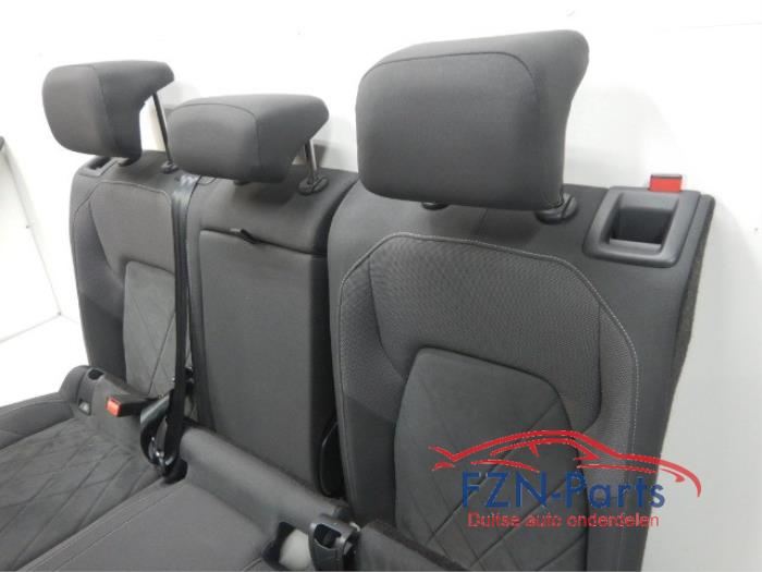 VW Golf 8 5H Interieur Stof Alcantara met Deurpanelen Voorstoelen elektrisch hoogteverstelbaarMassage MIST MODULE Eigen airbags overzetten GEEN STOELVERWARMING5 deurs , Interieur , Stof Alcantara , Stoel Stoelen Achterbank Deurpaneel