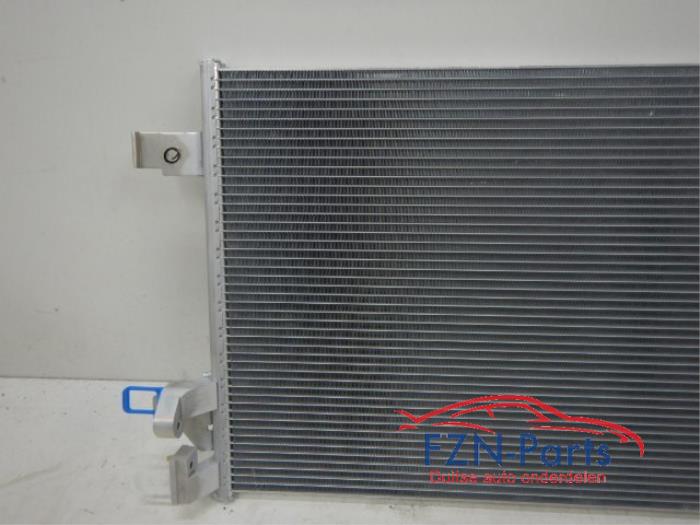 Radiateur Volkswagen Polo (22741806)