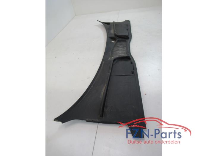 Audi A4 8W Parafaan Afdekkingsplaat