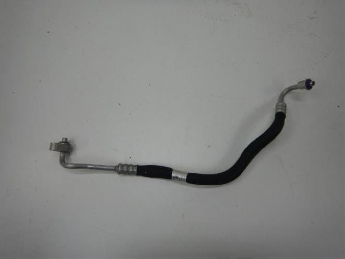 Mercedes-Benz C-Klasse AMG W205 Aircoleiding