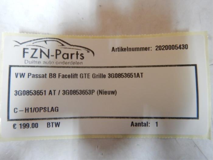 VW Passat B8 Facelift GTE Grille