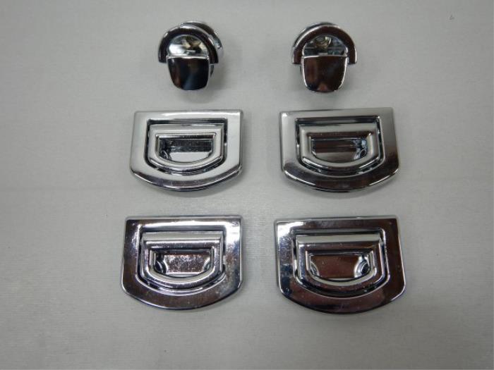 Audi A5 8T Bevestingspunt + Houder Bagageruimte