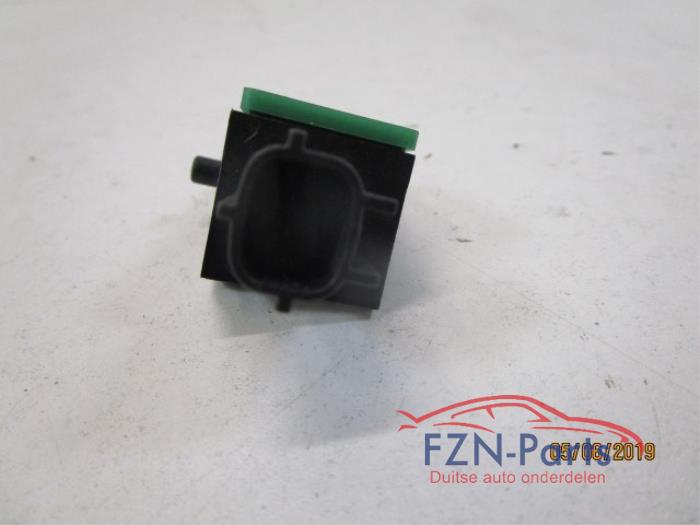 Voetganger Crash sensor Volkswagen Tiguan (22740510)