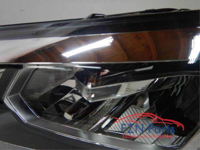 VW Touran 5TA Volled Koplamp Links