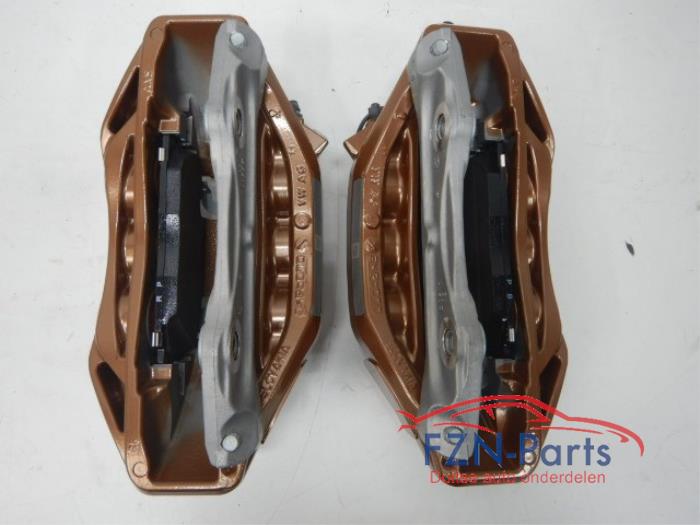 VW / Cupra remklauwen 6 Pots Akebono Set L + R NIEUW